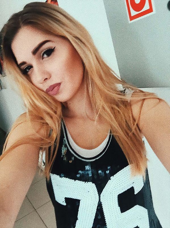 veronika strakova aka christine teen