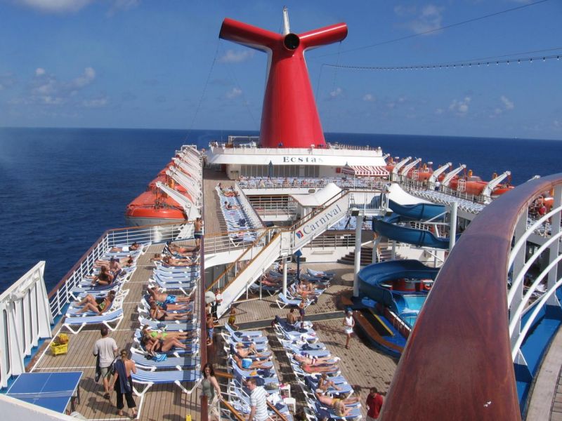 adult serenity deck carnival cruise