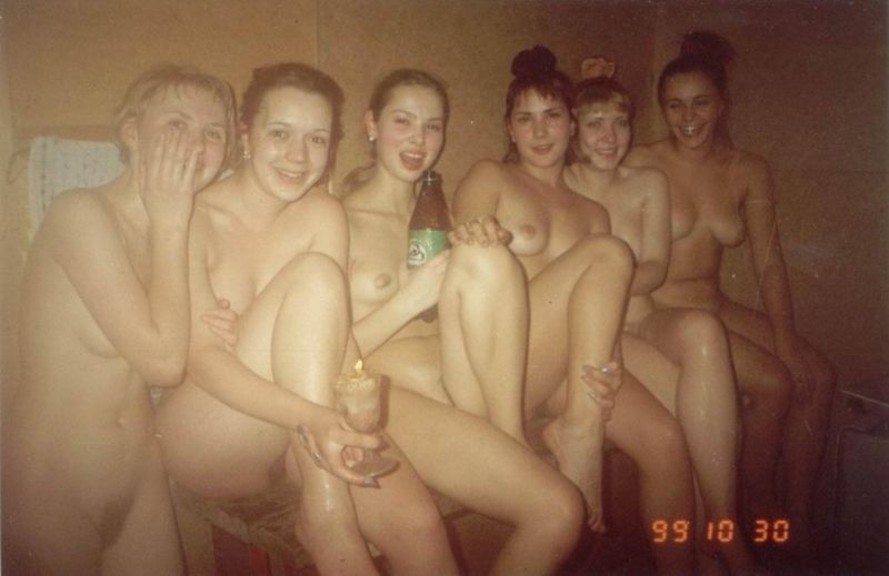 Sauna girls nude