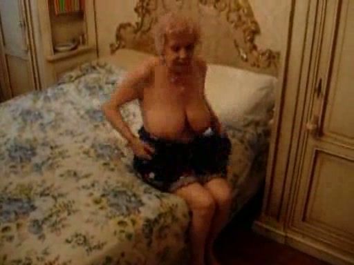 lonely mature woman sex