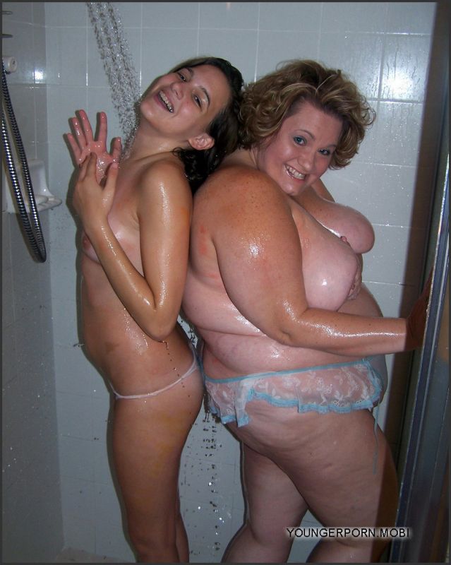 Mom And Daughter Cum Bath