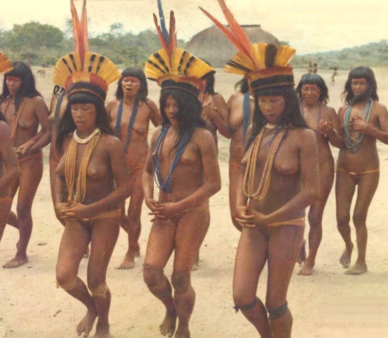 Nude Tribes Posing