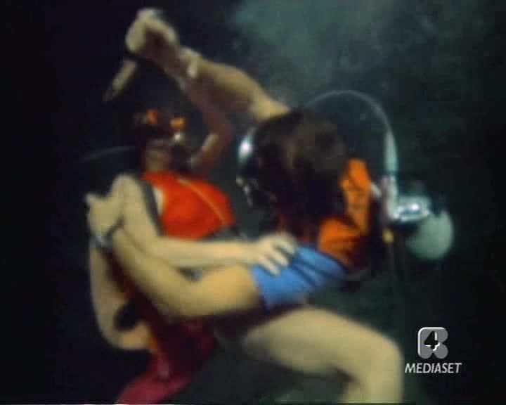 scuba frogwomen underwater battles