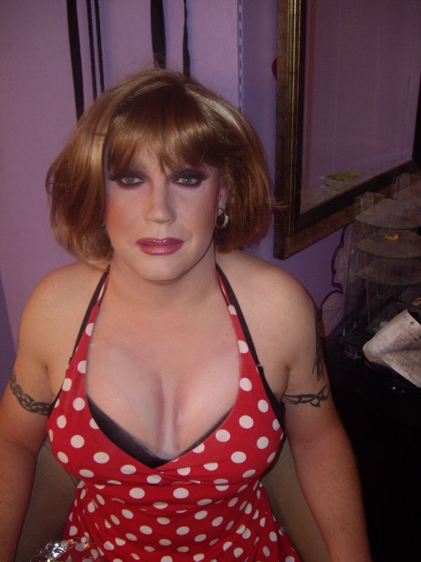 feminine transvestite