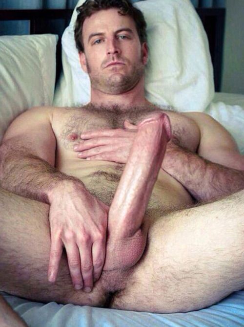 Well Hung Athletic Men Naked