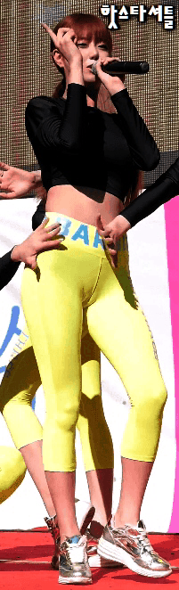 Sexy hot cameltoe in pants pics gif