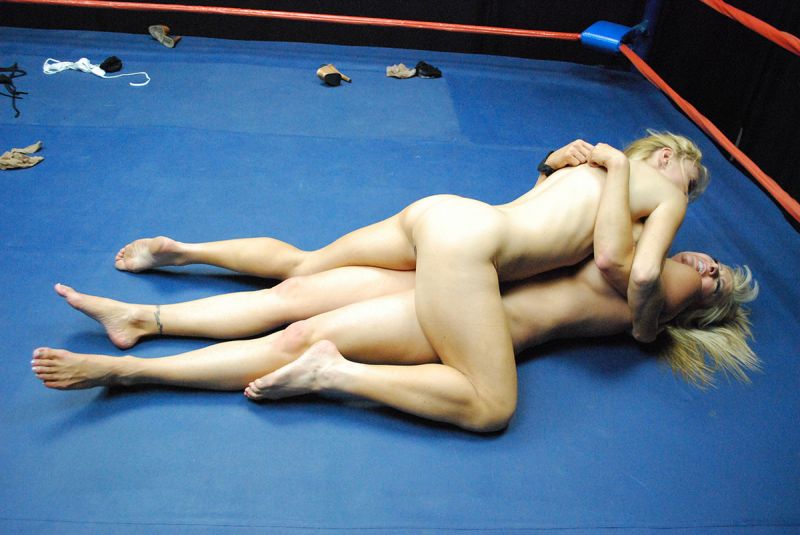 wrestling venus delight nude