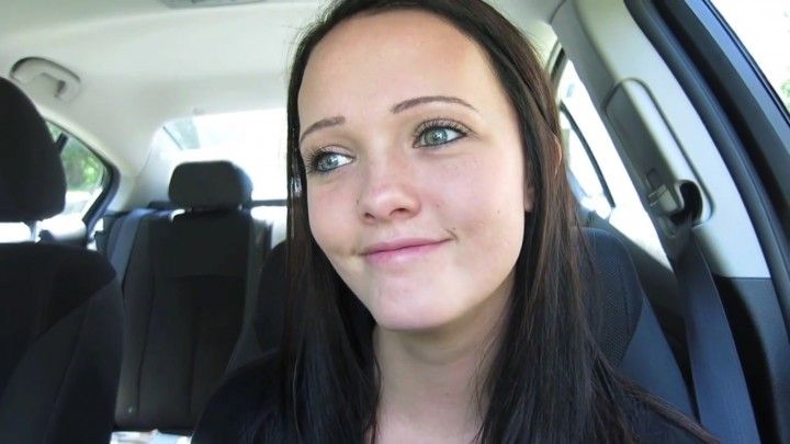 titty in bra cleavage