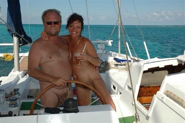 couples on sailing yachts