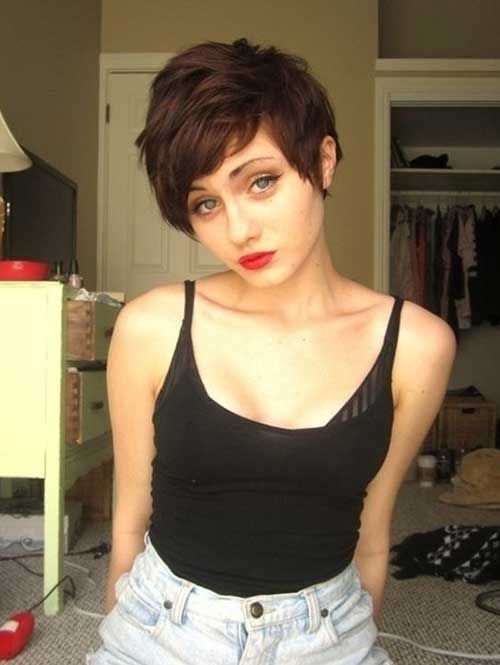 half shaved hairstyles for women with short hair