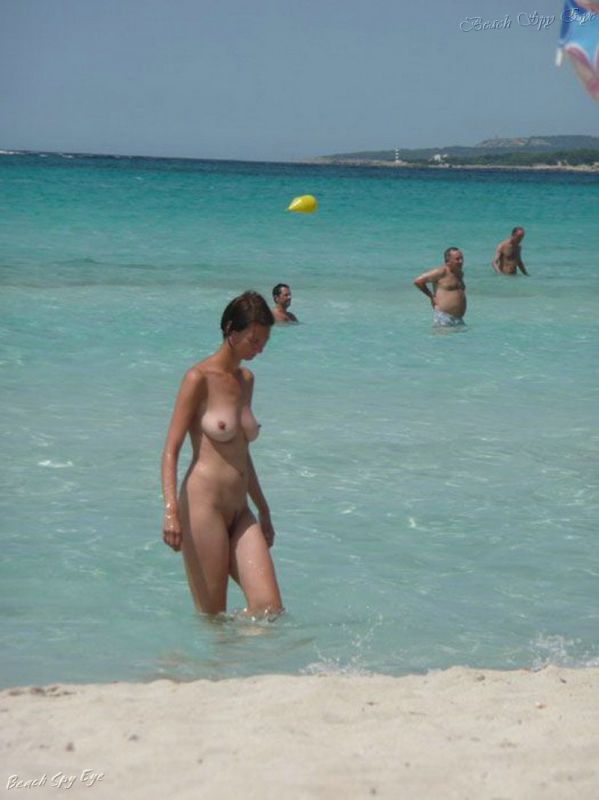 candid beach ass