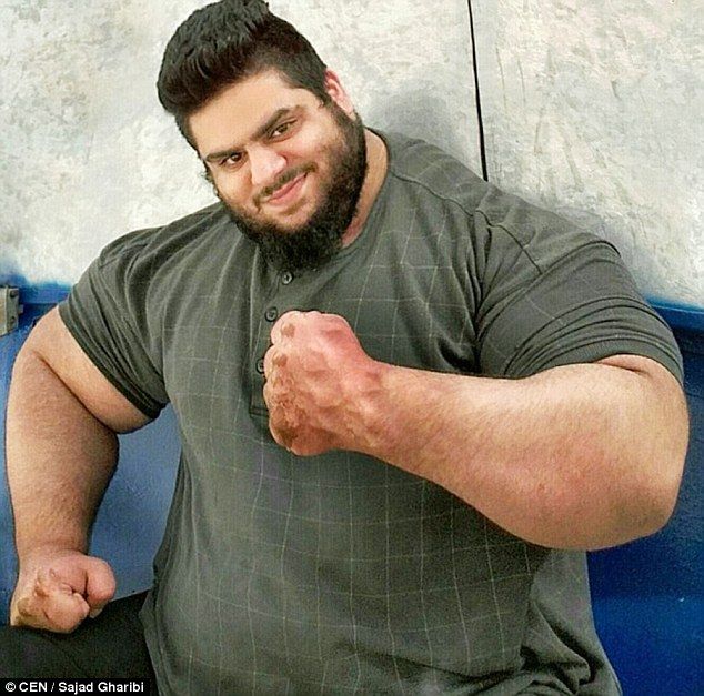 massive muscle men