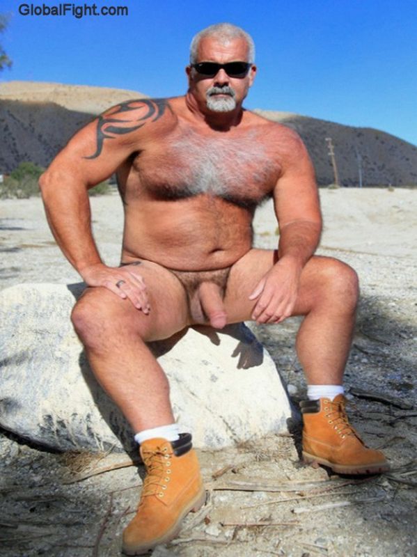 hairy muscle daddy