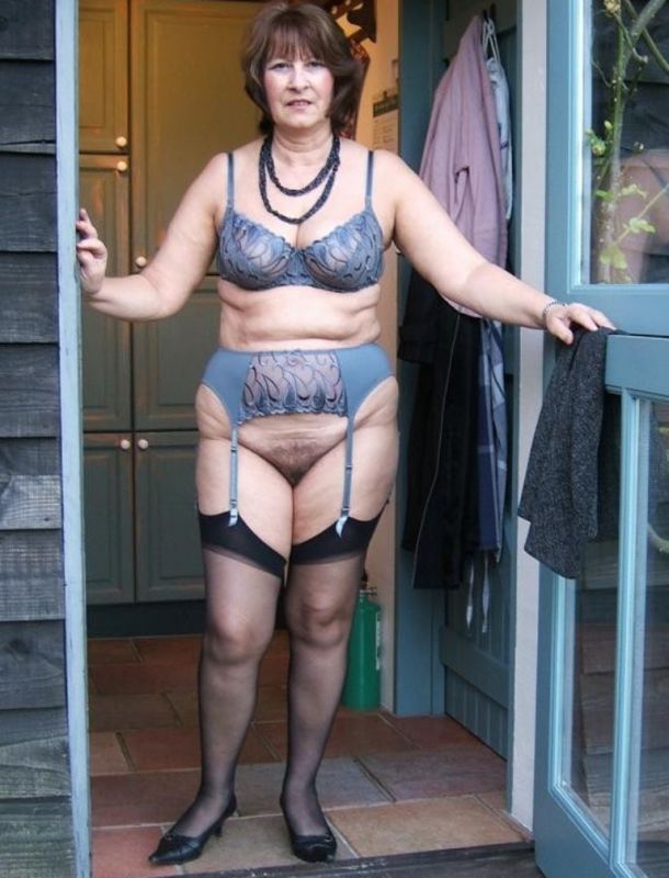 older women big ass in panties