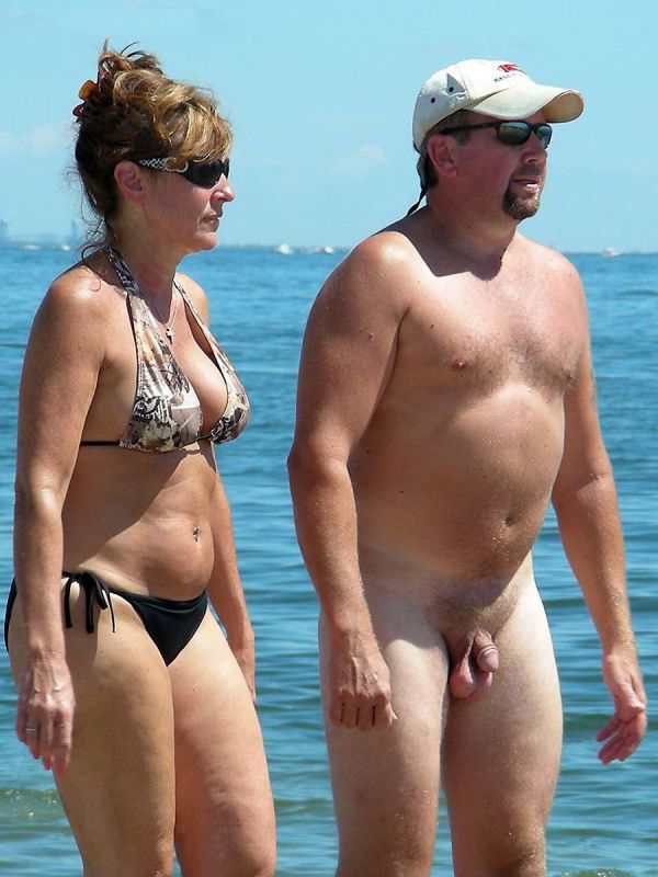 cfnm penis beach nude couple