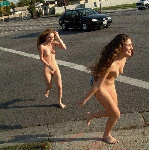 amateur nude flashing gif