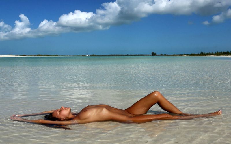 gia lashay nude beach