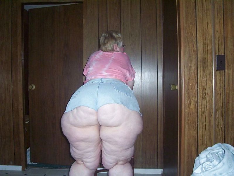 Super Big Butt Granny Cumception
