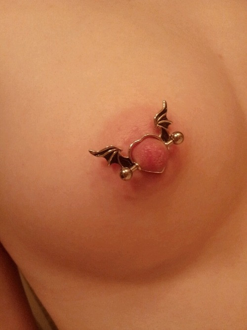 Girls With Nipple Piercing Tumblr