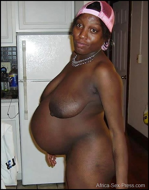 Nude pregnant ebony