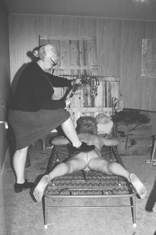 mistress spanking nude