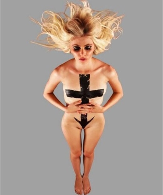 Naked taylor momsen Exposed Celebrities