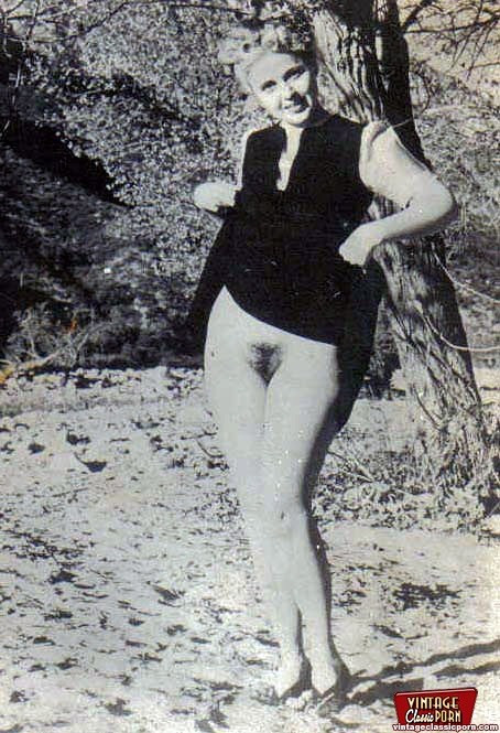 vintage nude women ass