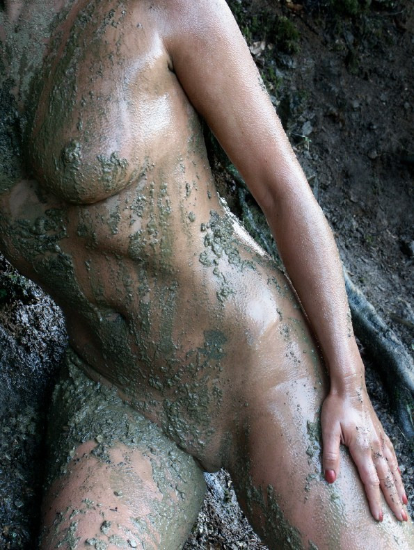 Asain Self Pic Nude - Mud Nude