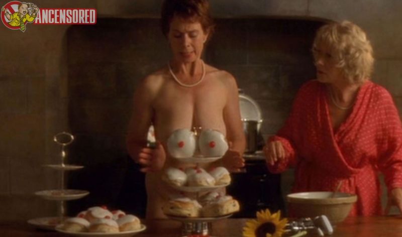 Imrie naked celia Helen Mirren