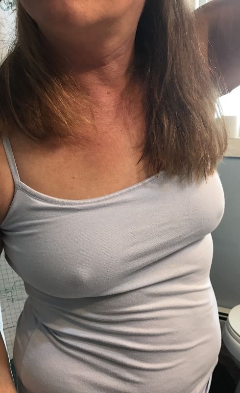 sexy mature cleavage amateur