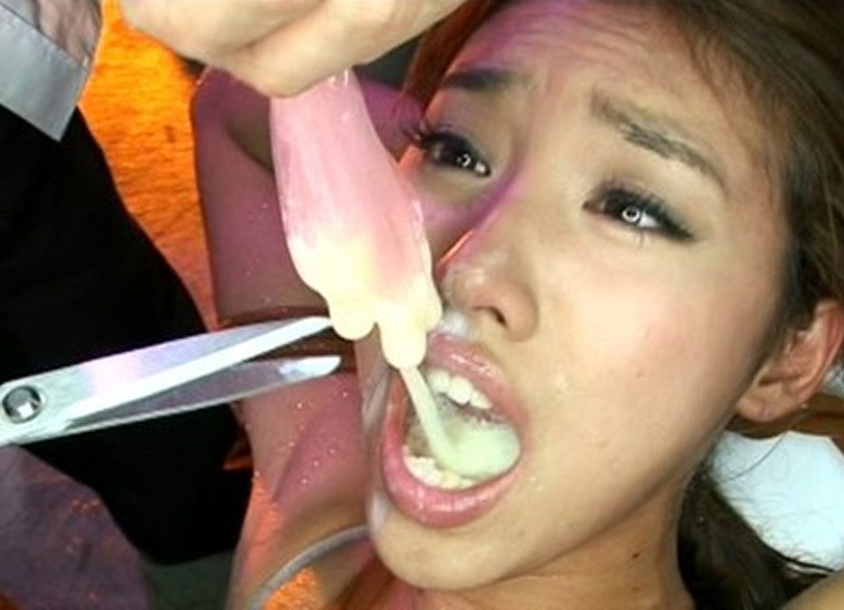woman eating cum porn