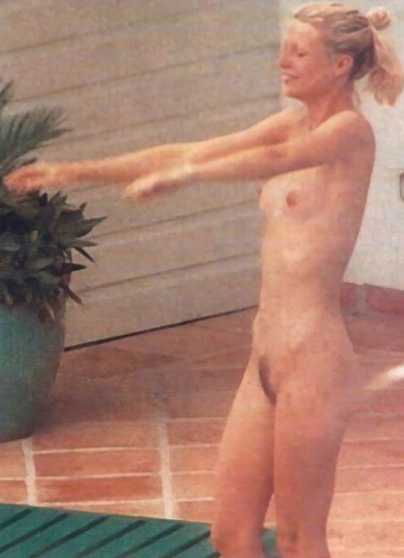 gwyneth paltrow goop bikini