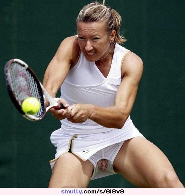 playing tennis cleavage