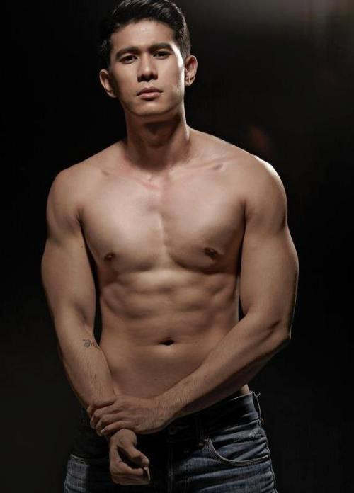 pinoy indie actors without briefs