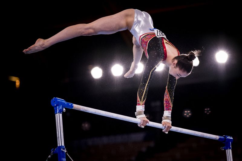 gymnastics nude girl 