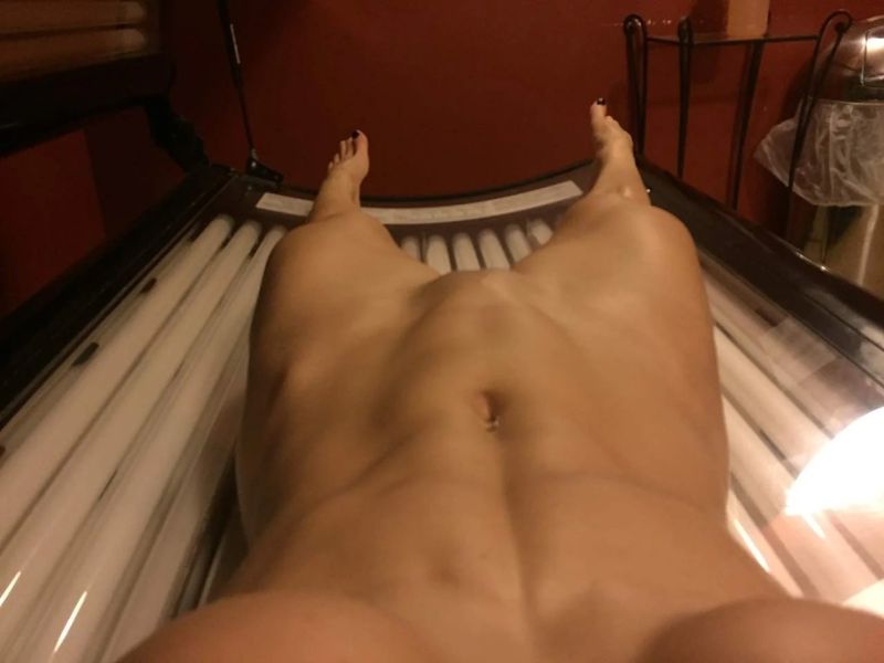 hot nude fitness selfies