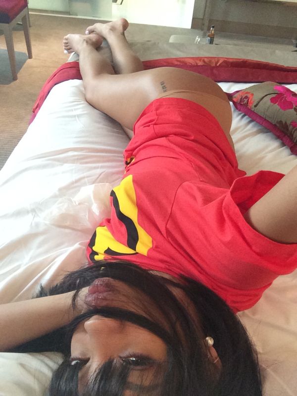 rihanna instagram pics hot