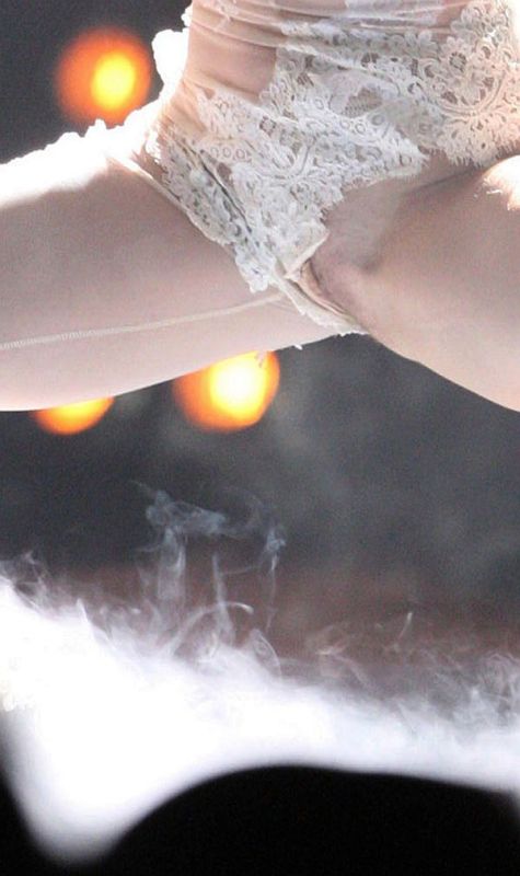 lady gaga no bikini