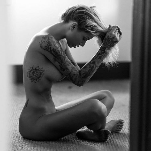 tina louise ginger snaps