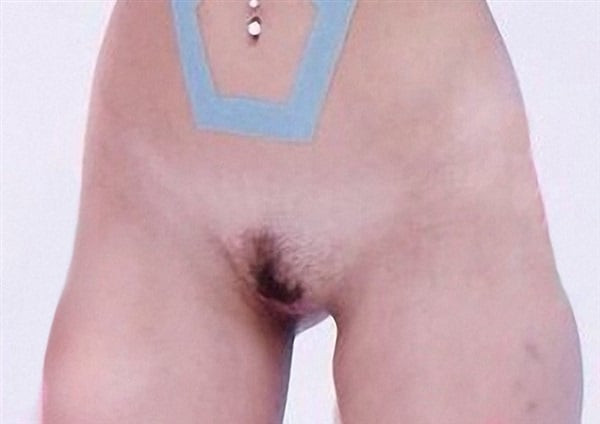 crotch flash