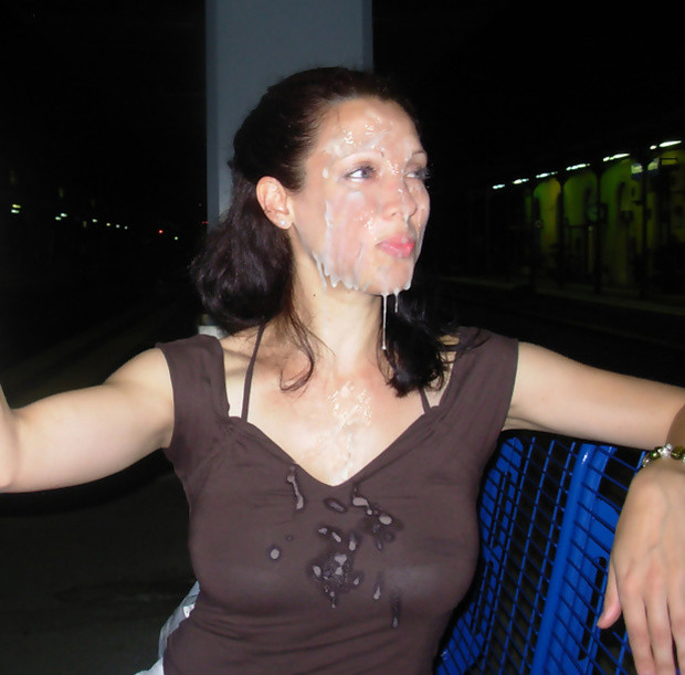 milf flashing tits