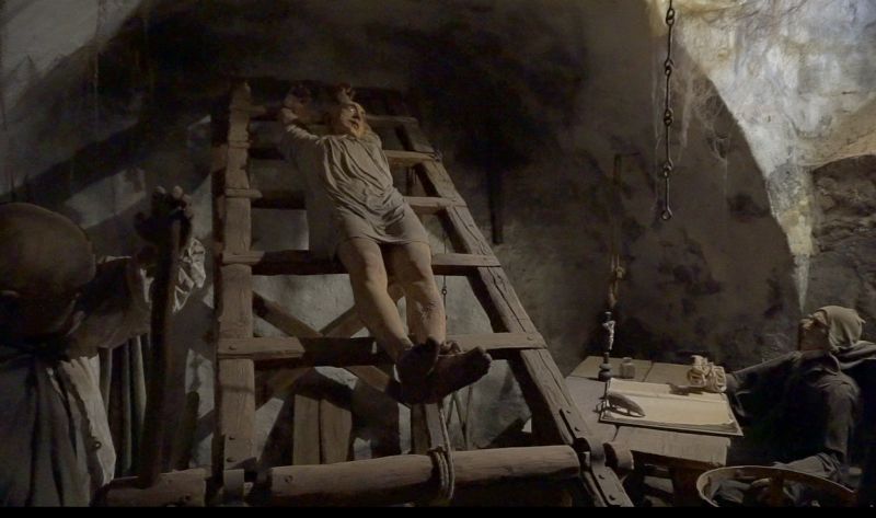 medieval torture items
