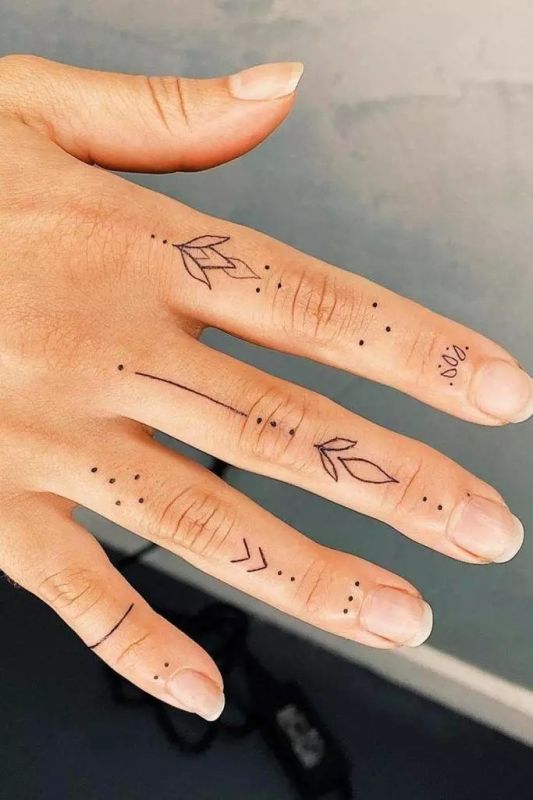 lace finger tattoo