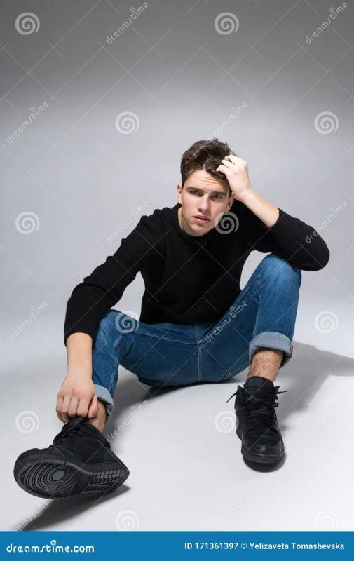 people sitting on bench