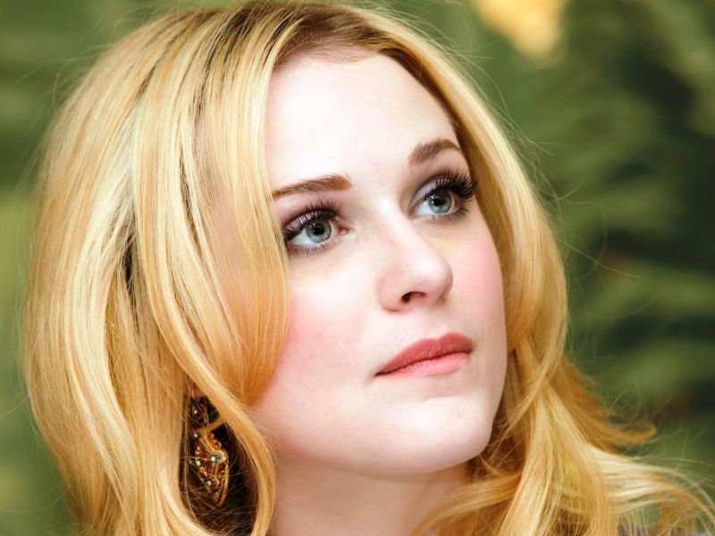 evan rachel wood water