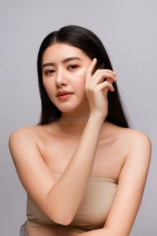 asian person with blue eyes