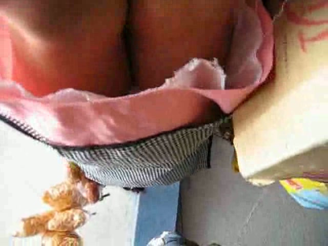 amateur no panty flash