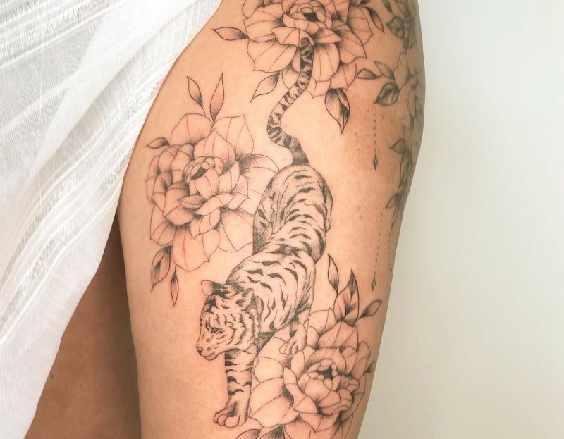 star tattoos on thigh