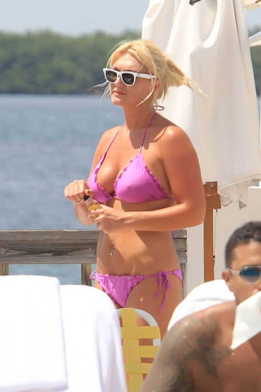 ashlynn brooke swimsuit
