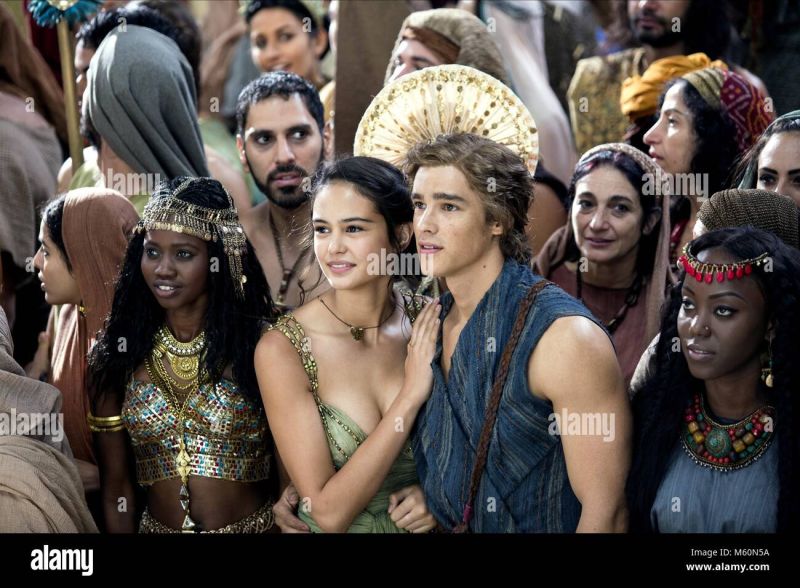 courtney eaton chateau